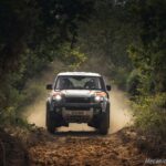 Land Rover e Bowler Motors_Rali_visão frontal (4)
