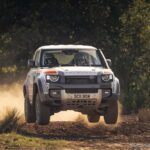 Land Rover e Bowler Motors_Rali_visão frontal (9)