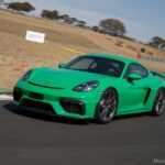 Porsche-911-GT4-10