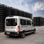FordTransitMinibus-4