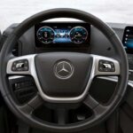 Mercedes-Benz-comemora-65-anos-com-Serie-Especial-do-Novo-Actros-Coracao-Estradeiro-5