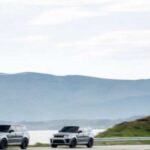 Range Rover SVR_bastidores novo 007_carros em movimento na estrada