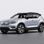 Volvo XC40 Recharge P8 AWD in Glacier Silver
