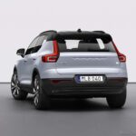 Volvo XC40 Recharge P8 AWD in Glacier Silver