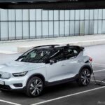 Volvo XC40 Recharge P8 AWD in Glacier Silver