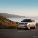 Range Rover 22MY_Exterior_Visão dianteira e lateral (7)