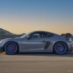 No-Brasil-em-2022-Porsche-revela-novo-718-Cayman-GT4-RS-1