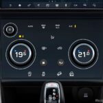Discovery-Sport-22MY_Interior2