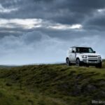 LR_DEF_90_23MY_D300_OFFROAD