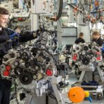 Mercedes-AMG V8-MotorenmanufakturMercedes-AMG V8 engine manufacturing.