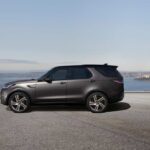 5.-Land-Rover-Discovery-2023_exterior_Metropolitan_Edt_visao-lateral