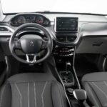 Peugeot-2008-2023-ganha-duas-novas-versoes-12