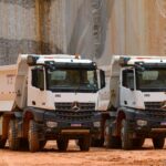 Caminhao-extrapesado-Arocs-8×4-foi-projetado-para-situacoes-extremas-de-operacoes-off-road-3
