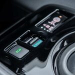 Nissan-LEAF-2023-11