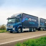 40 Tonnen Gesamtgewicht: batterieelektrischer eActros fährt jetzt mit Anhänger im NordschwarzwaldGross total weight of 40 tons: the battery-powered eActros now on the road in the northern Black Forest with a trailer