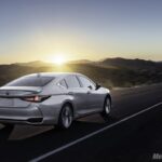 Ext-Lexus-ES300h–4-