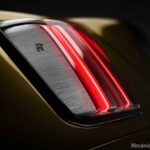 P90483585_highRes_spectre-unveiled-the