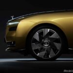 P90483597_highRes_spectre-unveiled-the