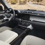 Land-Rover-Defender-130-3