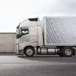 Com-500-cv-Volvo-apresenta-caminhao-a-biogas-liquefeito-para-viagens-mais-longas-3