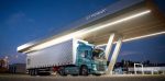 Volvo Trucks atinge recorde histórico com entrega de 145.395 caminhões em 2023 – (2)