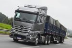 Mercedes-Benz do Brasil alcança o marco de venda de 15.000 caminhões customizados-2