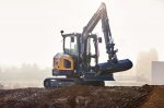 Volvo lança escavadeira compacta ECR40 no Brasil-2