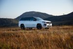 Jeep_Commander_Blackhawk_My26_024