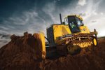 John Deere, Pá-carregadeira 524 P, Escavadeira 210 P, Retroescavadeira 310 P, Trator de esteira 850J-II – (3)