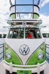 Kombi Boat, embarcação retrô, lazer náutico, catamarã personalizado, motor Mercury, design naval – (3)