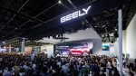 No Auto China 2026, o Geely Auto Group consolidou sua liderança tecnológica ao apresentar o EVA Cab, o primeiro robotáxi da China projetado para autonomia Nível 4 –
