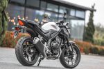 honda cb500 hornet, cb500 hornet 2027, moto naked, honda motos, controle de tracao hstc, suspensao showa – (1)