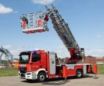 Caminhao-de-bombeiros-Rosenbauer-veiculo-eletrico-extensor-de-autonomia-TUM-emergencia-